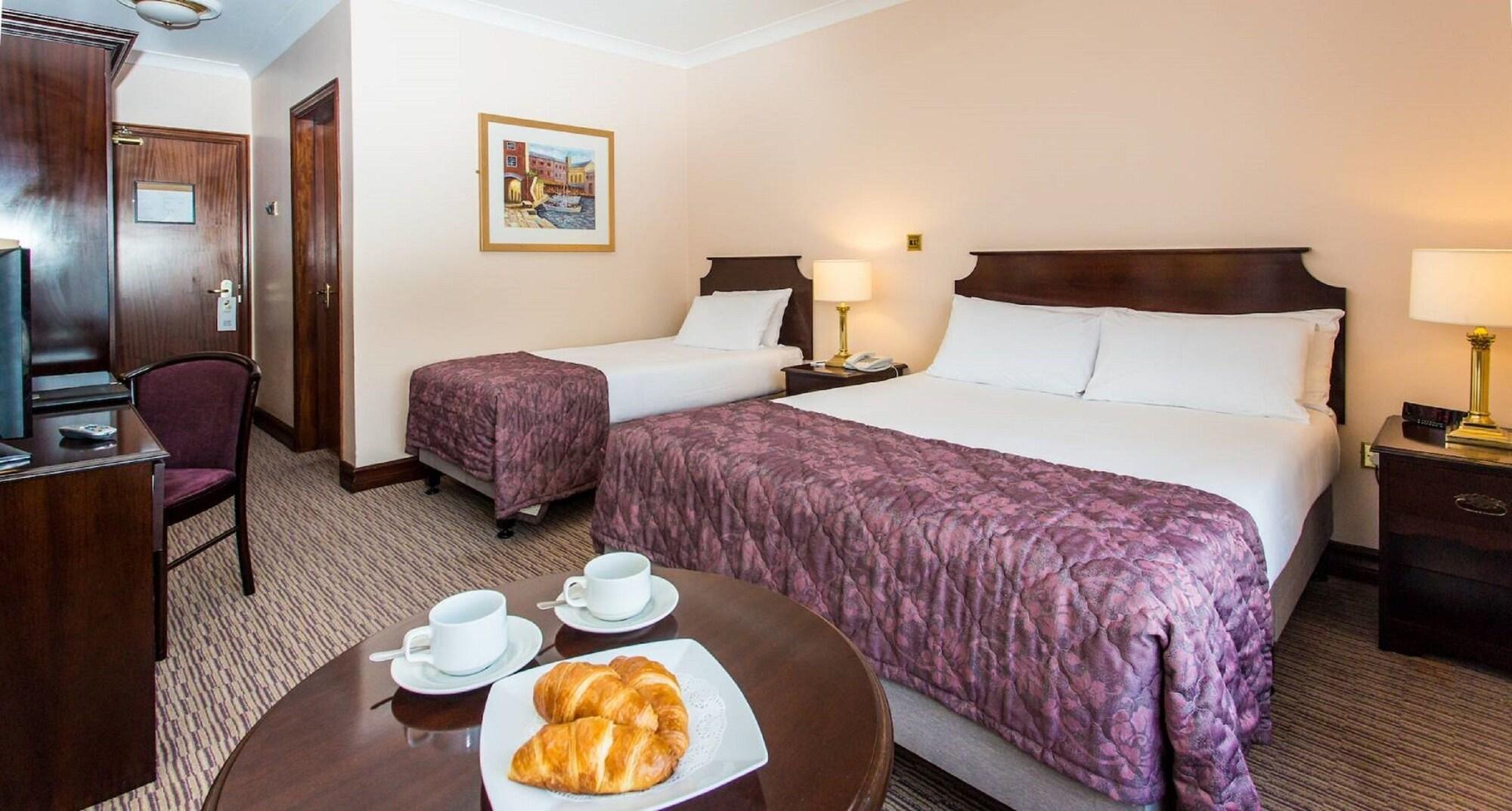 Sheldon Park Hotel And Leisure Club Dublino Esterno foto