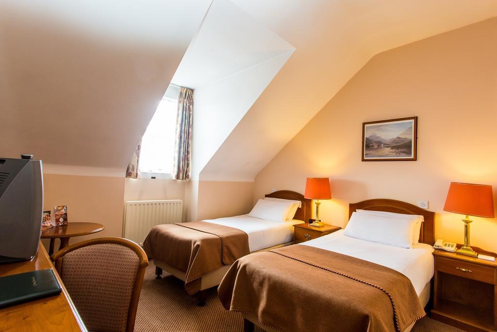 Sheldon Park Hotel And Leisure Club Dublino Esterno foto