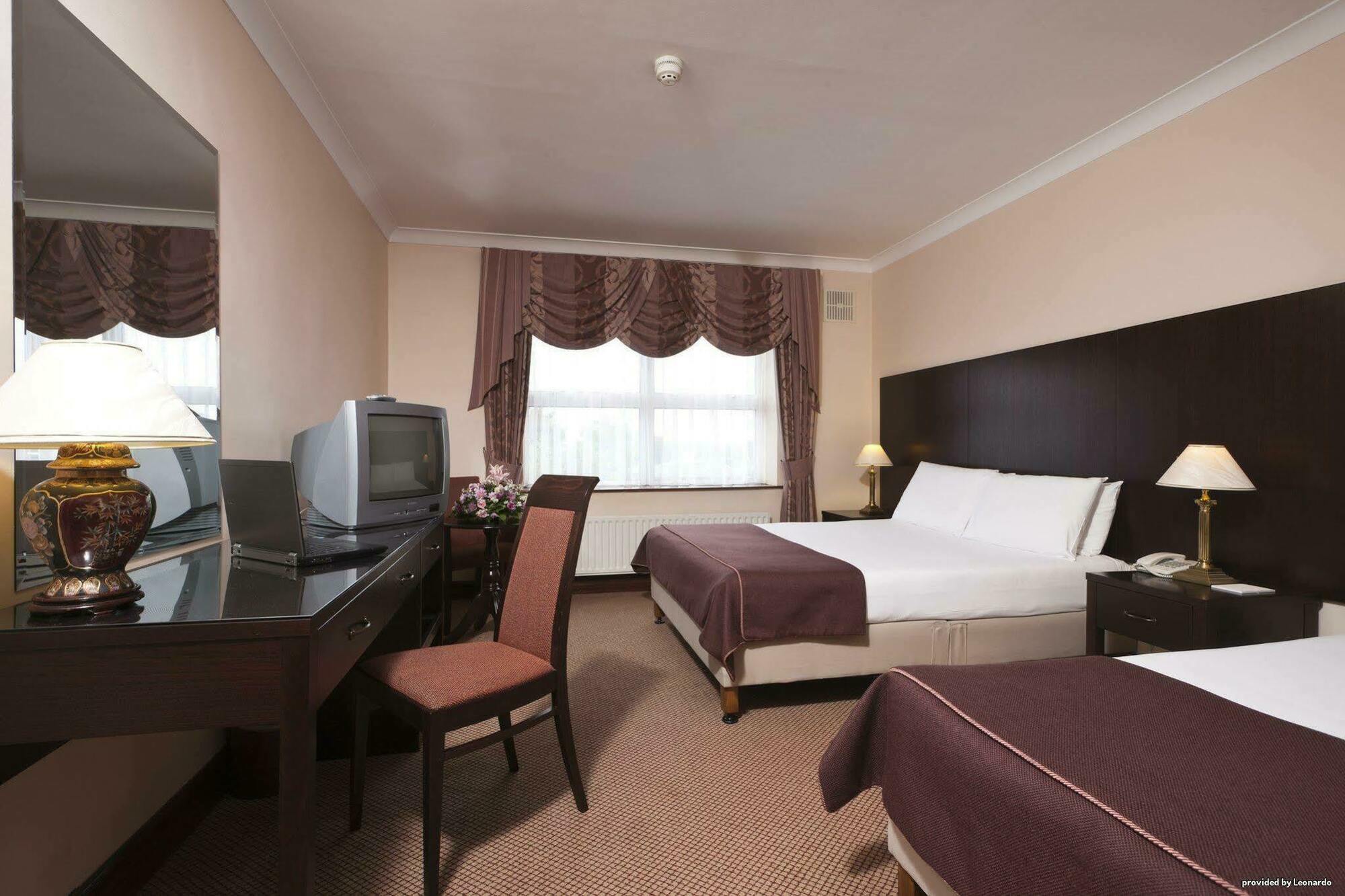 Sheldon Park Hotel And Leisure Club Dublino Esterno foto