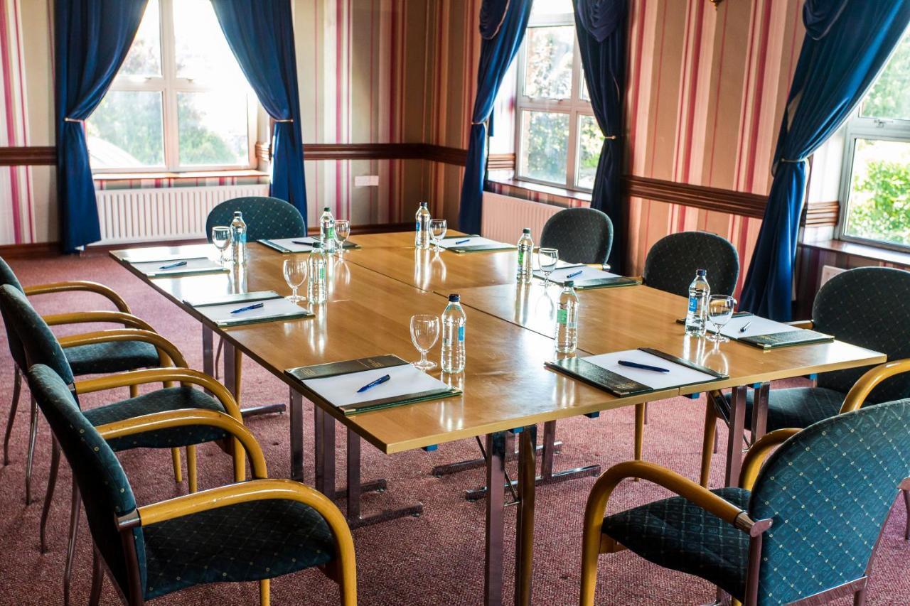 Sheldon Park Hotel And Leisure Club Dublino Esterno foto